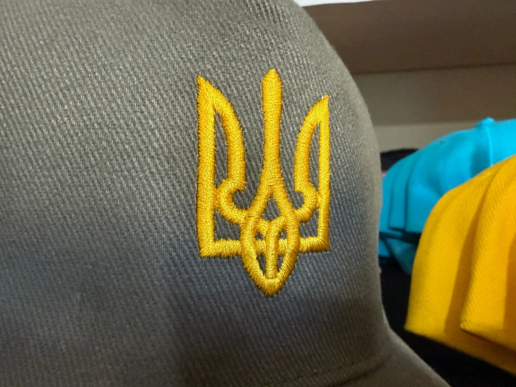 Вишивка на аксесуарах